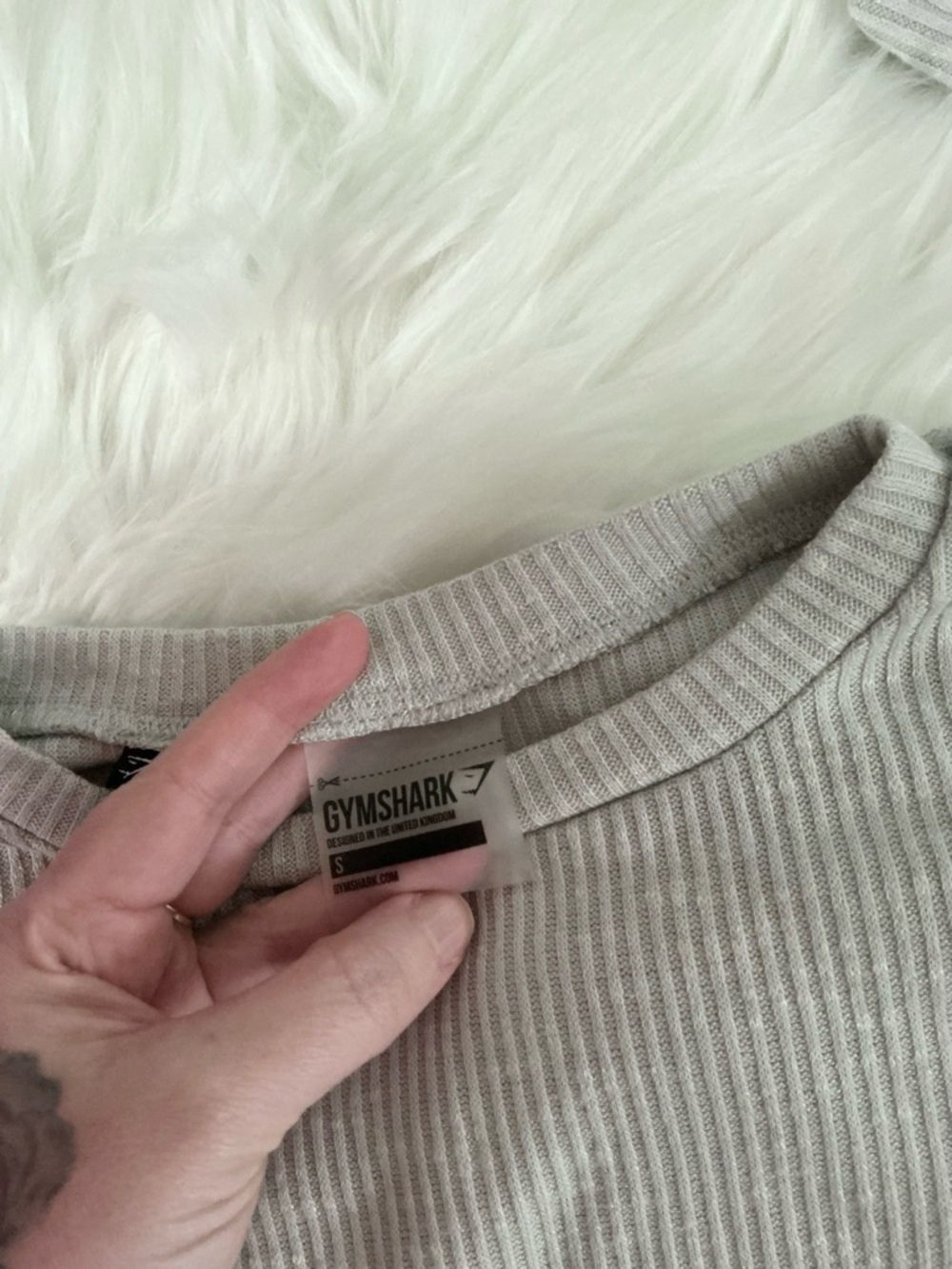Gymshark Light Gray Ribbed Long Sleeve Cropped Top with Drawstring Size Small - Picture 3 of 4